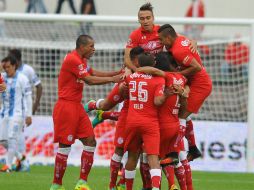 Toluca celebrando uno de los goles del encuentro. AFP / M.Calls