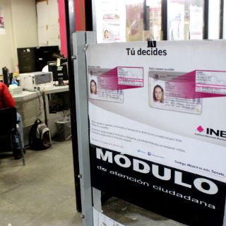 El INE extiende credencialización a 80 ciudades del mundo