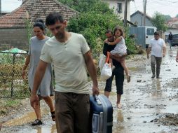 En menos de dos horas, unos 93 litros de agua por metro cuadrado cayeron sobre la región. AP / D. Perkovski
