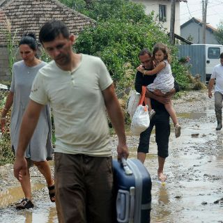 Lluvias dejan al menos 20 muertos en Macedonia