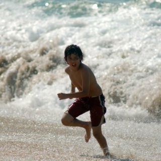 Reabren playas de Jalisco tras paso de 'Javier'