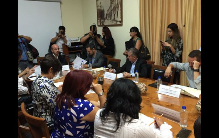 Del Toro Castro adelantó que en las reformas secundarias se fijará el tope financiero que tendrán los municipios. TWITTER / @LegislativoJal