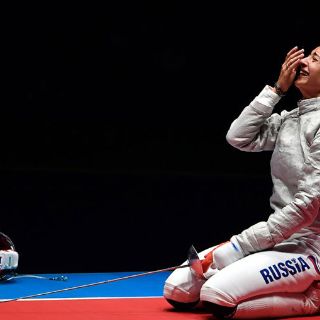 Rusia gana oro en esgrima