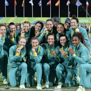 Australia gana oro en debut del rugby a siete