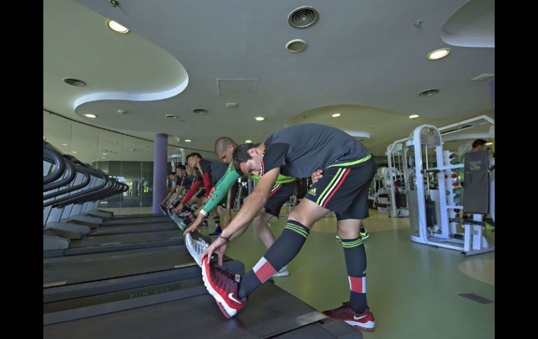 ''Me parece que los jugadores van a sacar ese orgullo y esas ganas de crecer'', señala Peralta sobre la Selección. TWITTER / @FMF