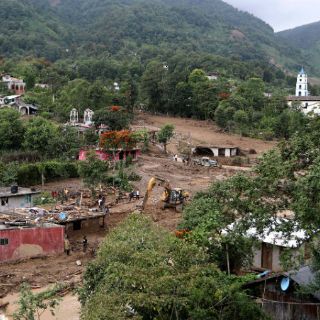 Aumentan a 49 los muertos por el paso de 'Earl'