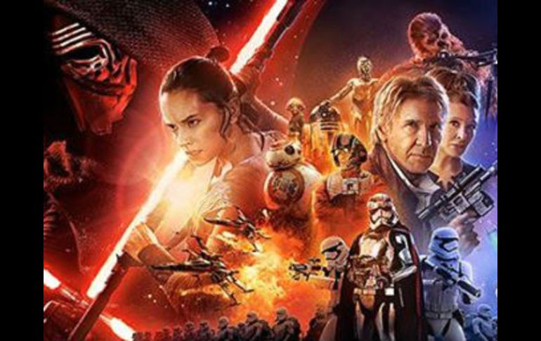 El séptimo episodio de la saga recaudó más de dos mil millones de dólares en taquilla alrededor del mundo. FACEBOOK / starwars.es