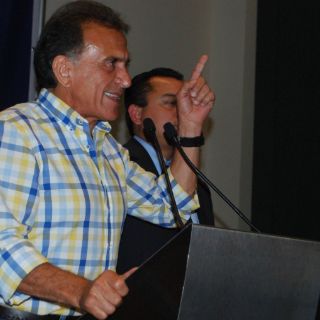 Yunes Linares comparece ante Fiscalía de Veracruz