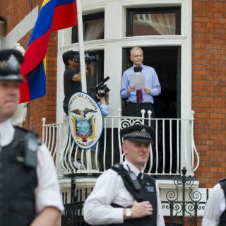 Ecuador pondrá fecha al interrogatorio de Suecia a Assange