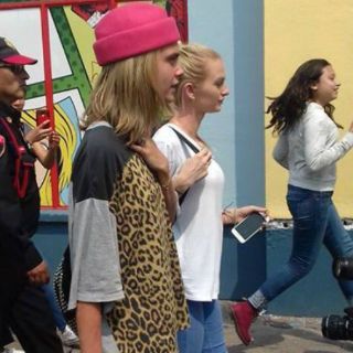 Cara Delevingne celebra su cumpleaños en Six Flags