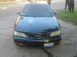 Los cadáveres se encontraron junto a dos vehículos que se presume pertenecían a las víctimas. ESPECIAL /