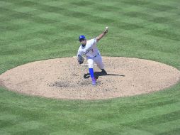 Julio Urías. La victoria se la acreditó el relevo mexicano (3-2) en dos entradas y dos tercios de actividad en Los Ángeles. AFP /