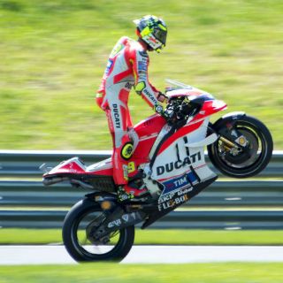 Andrea Iannone logra su primera victoria en MotoGP