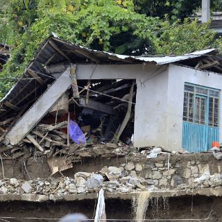 Aumentan a 40 los muertos en Puebla por 'Earl'