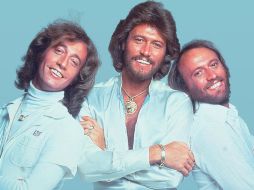 Los Bee Gees se convirtieron en uno de los grupos de música pop más exitosos en la historia. FACEBOOK / @beegees