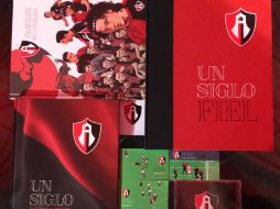 El libro conmemorativo 'Atlas, siempre fiel'. TWITTER / @atlasfc
