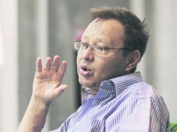 LEGOM (en la foto) es uno de los fundadores del evento, que consta de lecturas dramatizadas y diálogos con jóvenes. EL INFORMADOR / E. Barrera