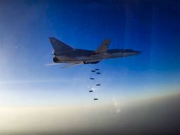 Los aviones, que se desconoce si son sirios o rusos, bombardearon poblaciones en el este de Alepo. AP / ARCHIVO