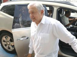 Andrés Manuel declara que si llega a Los Pinos hará consultas públicas para que la gente decida qué hacer con las reformas. SUN / ARCHIVO