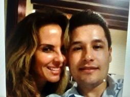 La foto habría sido localizada en el teléfono que se encontró abandonado luego del secuestro de Alfredo Guzmán. TWITTER / @Denise_Maerker