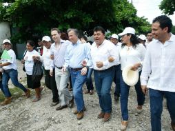 Meade estuvo en Chiapas durante una gira por la ciudad de Huixtla. TWITTER / @JoseAMeadeK