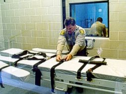 La gobernadora, quien fungió como procuradora de justicia, trató de impulsar una iniciativa similar en 2011 pero fracasó. AP / ARCHIVO