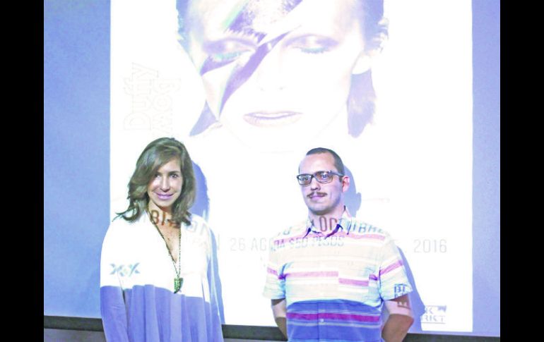 Presentación. Mimi Mendoza, directora de galería de PALCCO y Julián Acosta, de BLK MKT. EL INFORMADOR / M. Castillo