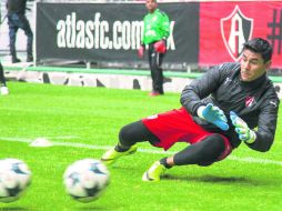 El portero de los rojinegros, Óscar Ustari, espera que esta vez el triunfo sea de los Zorros. MEXSPORT /