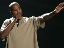 Una chaqueta de jean Levis reciclada, personalizada por West, se ofrecía por 400 dólares. AP / ARCHIVO