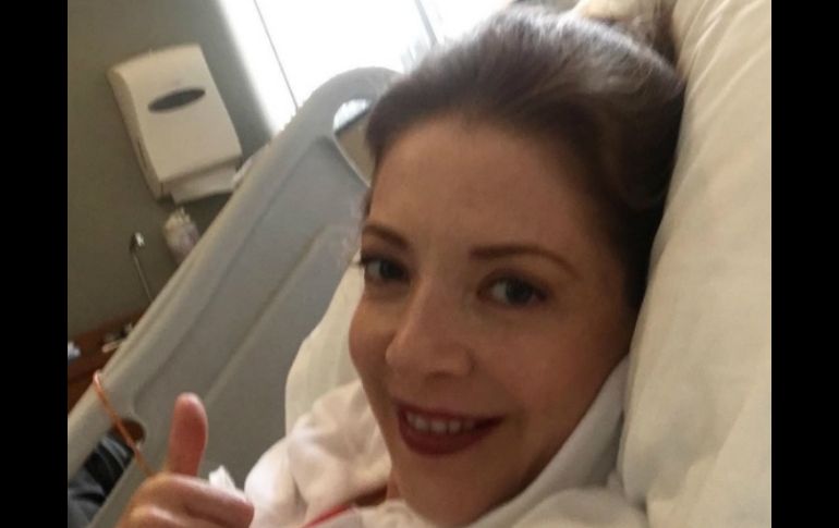El mensaje de Edith es publicado en Instagram junto a una imagen suya en el hospital. INSTAGRAM / edithgonzalezmx1