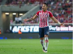 El sueño de jugar en Europa por fin se le cumplió al defensa central del Guadalajara. MEXSPORT / ARCHIVO