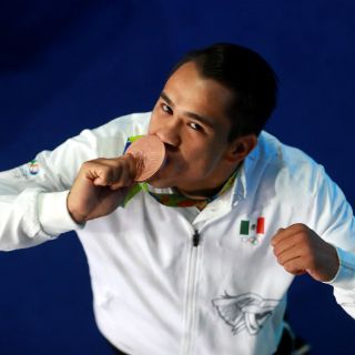 Tras medalla, Misael Rodríguez 'no pierde el suelo'