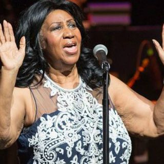Aretha Franklin cancela conciertos por orden médica