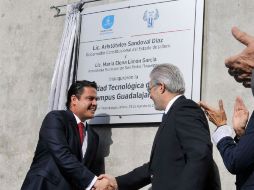 El acto protocolario contó con la presencia de los tres niveles de gobierno, encabezado por el Gobernador. TWITTER / @AristotelesSD