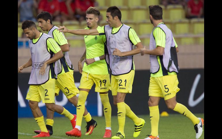 Villareal entrenando previo al partido en Mónaco. TWITTER / Villareal CF
