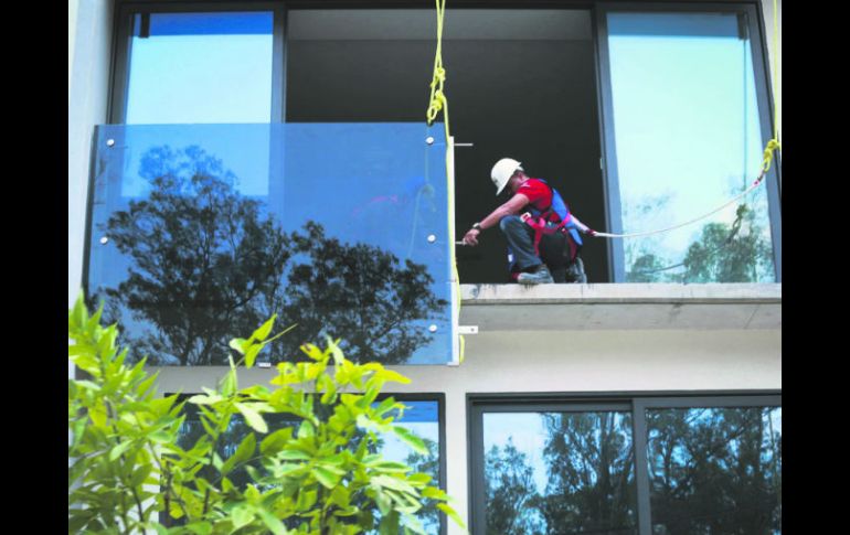 El sector industrial generó 64% de los 464 mil empleos formales que se crearon en los primeros siete meses del año. EL INFORMADOR / A. García