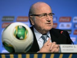 Blatter fue sancionado en 2015 con pena de ocho años de suspensión por un sospechoso pago de 1.8 millones de euros a Michel Platini. AFP / ARCHIVO