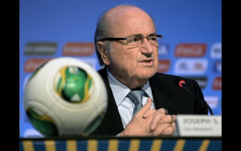 Blatter fue sancionado en 2015 con pena de ocho años de suspensión por un sospechoso pago de 1.8 millones de euros a Michel Platini. AFP / ARCHIVO