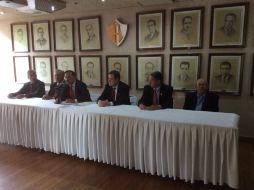 La Vieja Guardia Rojinegra se reúne año con año para festejar el aniversario del club tapatío. EL INFORMADOR / J. Robles