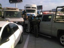 El accidente se registró a la altura del puente del centro comercial Galerías, sobre el kilómetro 87 con dirección a Acapulco. TWITTER / @PoliciaFedMx