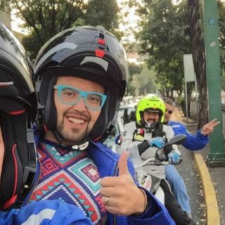 Mauricio Clark sufre aparatoso accidente en motocicleta