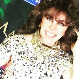 Verónica Castro fue operada de un hombro