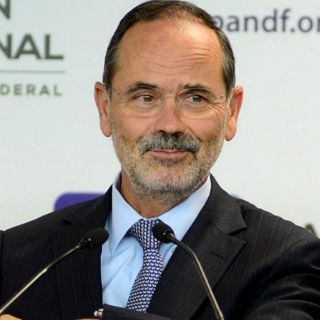 Madero pide a Anaya no ser 'árbitro y jugador'