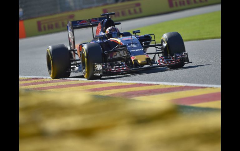 Verstappen Junior, de 18 años, hizo las delicias de un público entregado con una vuelta rápida en 1:48.085. AFP / L. Venance