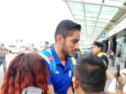Los jugadores celestes fueron recibidos por varios aficionados a su llegada a Guadalajara. EL INFORMADOR / J. Robles