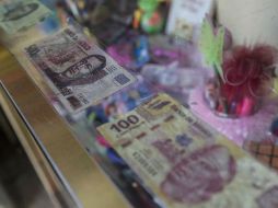 La cifra en 2016 es de 63.2 piezas falsas por cada millón de billetes auténticos en circulación, informa el Banco de México. EL INFORMADOR / ARCHIVO