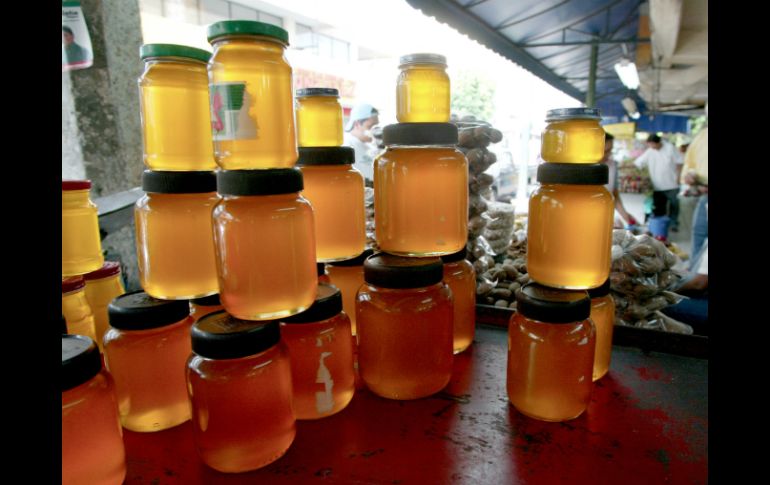 La Secretaría de Desarrollo Rural felicitó a través de Twitter a los productores de miel en el Estado. EL INFORMADOR / ARCHIVO