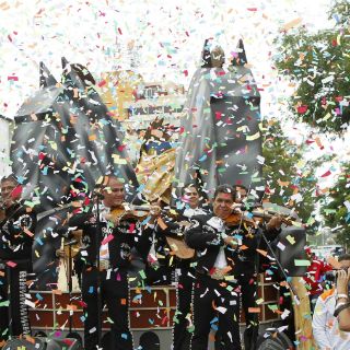 Desfile de tradiciones