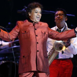 Juan Gabriel era ícono y superestrella: prensa de EU