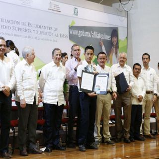 Concluye IMSS 6.6 millones de afiliaciones a estudiantes